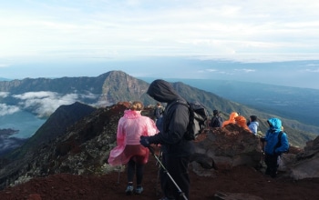 mount rinjani trekking package, rinjani trekking package, rinjani trekking packages, mt rinjani trekking package, rinjani